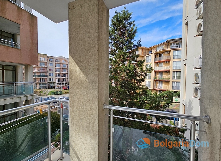 Three-room furnished apartment in the Sun City 1 complex. Photo 21