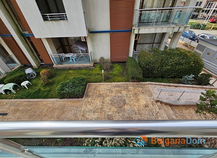 Three-room furnished apartment in the Sun City 1 complex. Photo 18