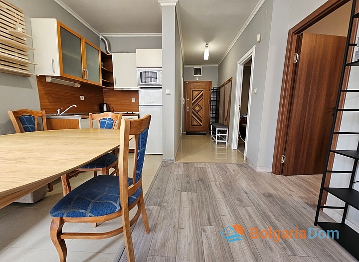 Trzypokojowe umeblowane mieszkanie w kompleksie Sun City 1. Zdjęcie 6