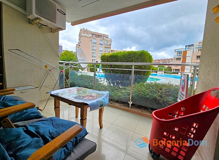 Großes Studio-Apartment in einem Komplex mit ausgezeichneter Lage. Foto 6