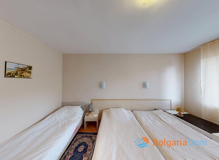 Zweizimmerwohnung mit Poolblick. Foto 3