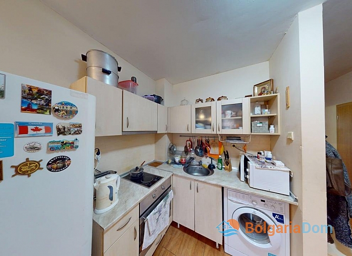 Zweizimmerwohnung mit Poolblick. Foto 5