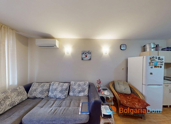 Zweizimmerwohnung mit Poolblick. Foto 8