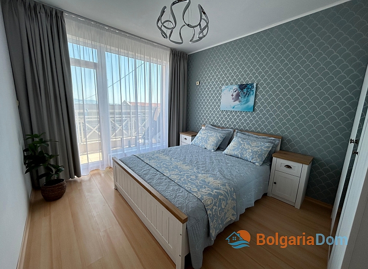 Schöne Wohnung in einer großen Anlage. Foto 18