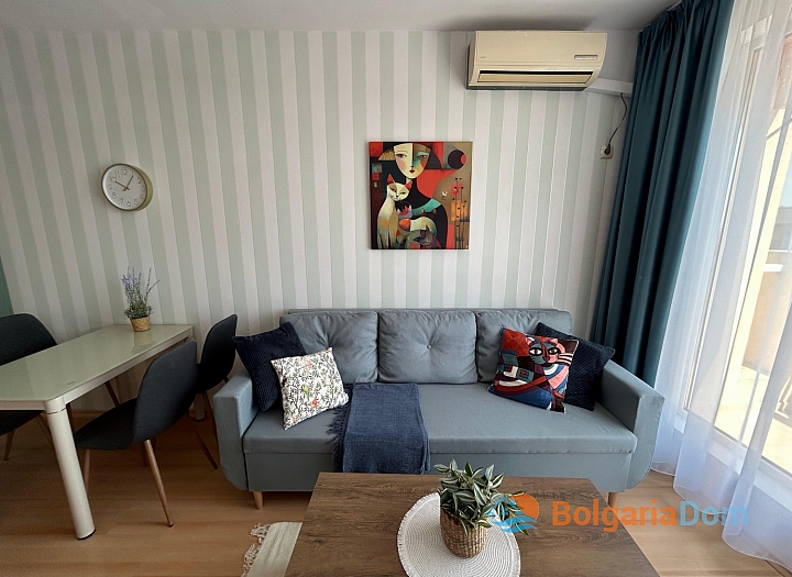 Schöne Wohnung in einer großen Anlage. Foto 21