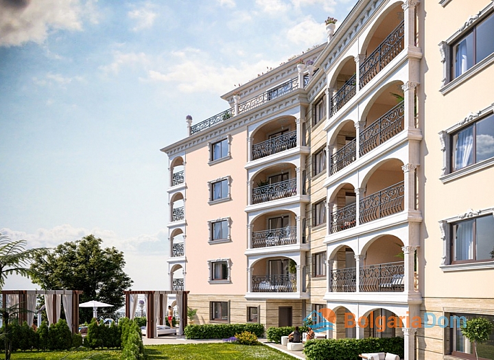 Luxusní komplex na první linii v centru města. Foto 3
