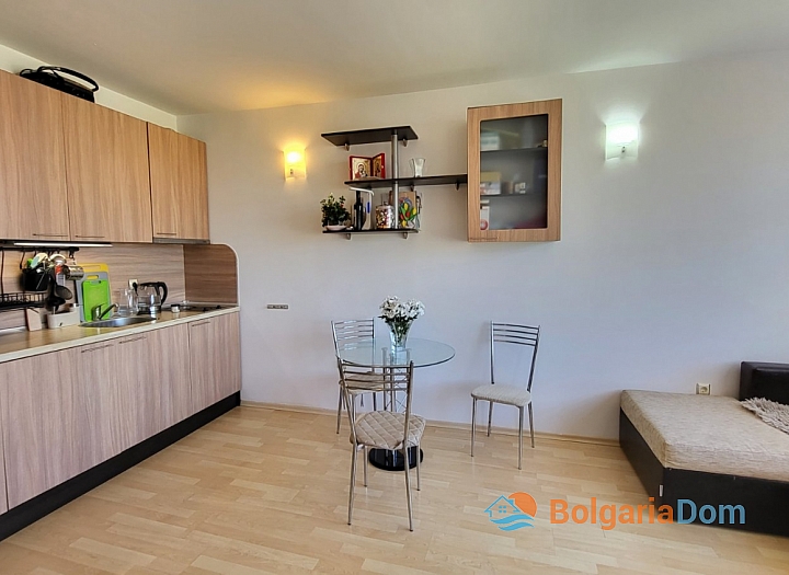 Zweizimmerwohnung fünf Gehminuten vom Meer entfernt. Foto 10