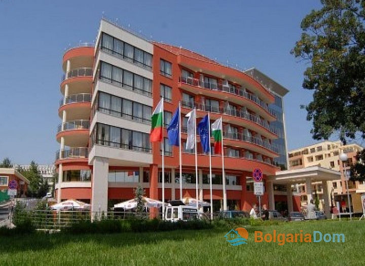 Útulné studio v Nesebaru na první linii. Foto 1