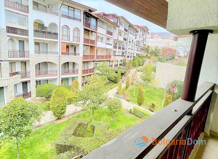 Apartament z jedną sypialnią na pierwszej linii brzegowej. Zdjęcie 22