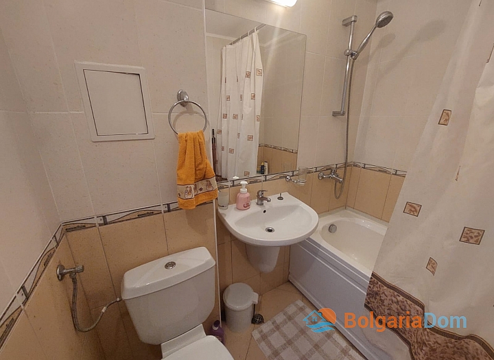 Apartament z panoramicznym widokiem na morze w pierwszej linii. Zdjęcie 31