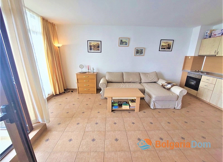 Apartament z panoramicznym widokiem na morze w pierwszej linii. Zdjęcie 19