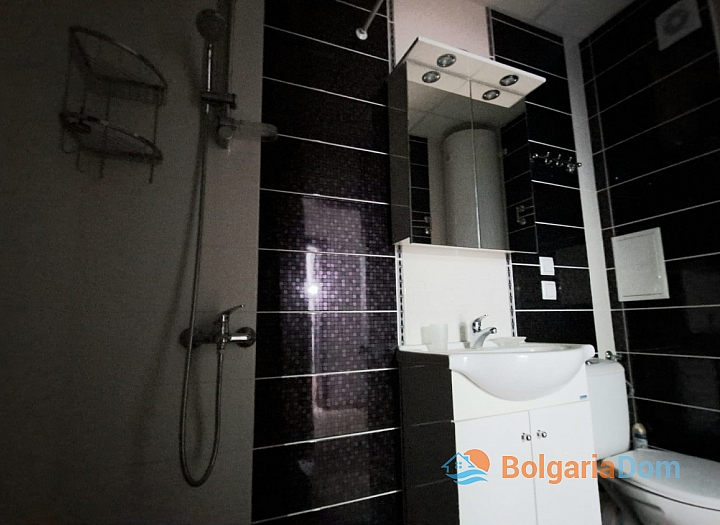 Beautiful two-room apartment 300 meters from the beach. Photo 14