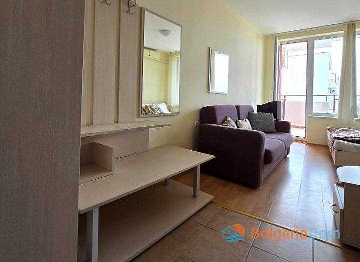 Cozy studio apartment with sea view. Photo 9
