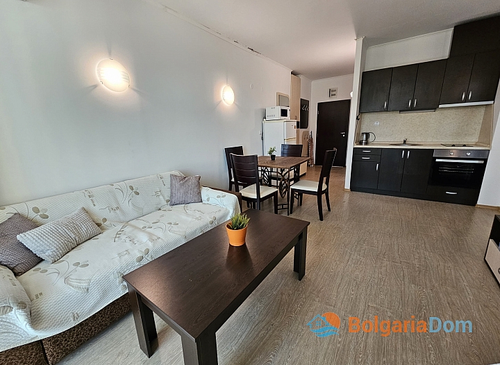 Prostorný apartmán s výhledem na moře a skvělou polohou. Foto 4