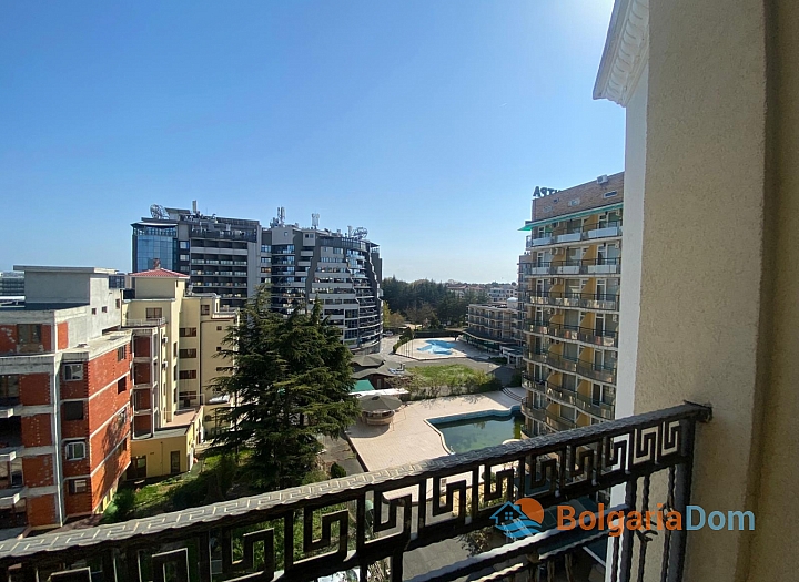 Prostorný apartmán s výhledem na moře a skvělou polohou. Foto 21