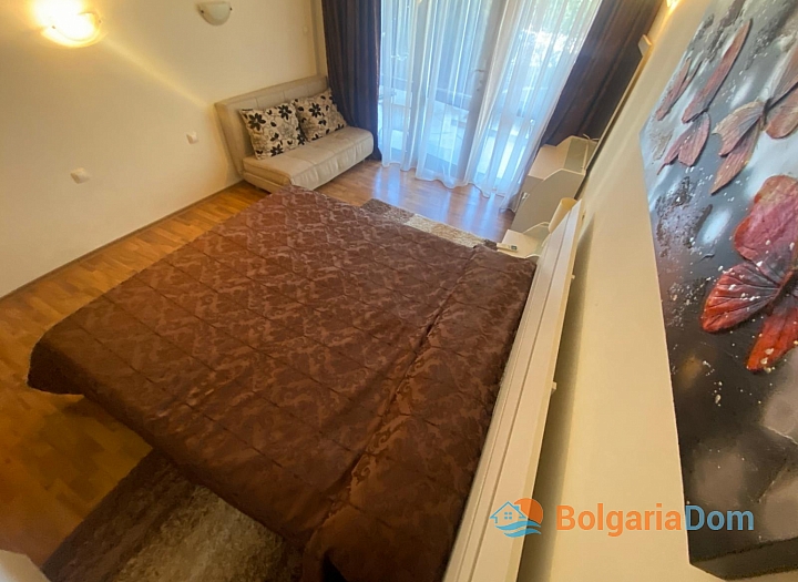 Cozy two-room apartment 100 meters from the sea. Photo 15
