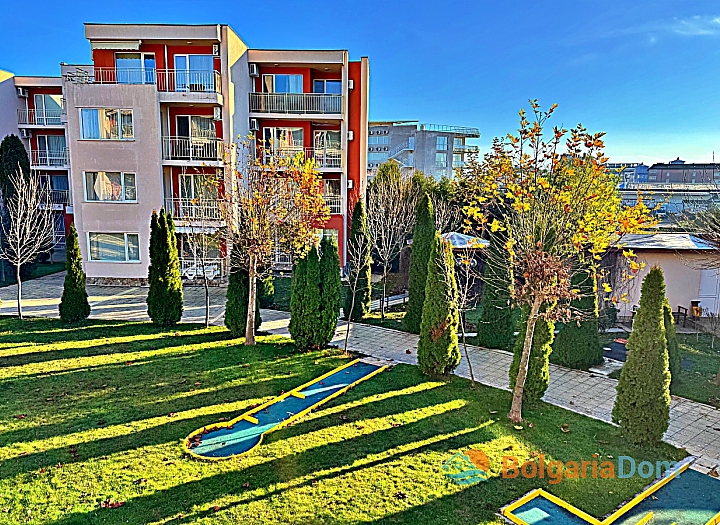 Prostorné studio ve velkém komplexu. Foto 22