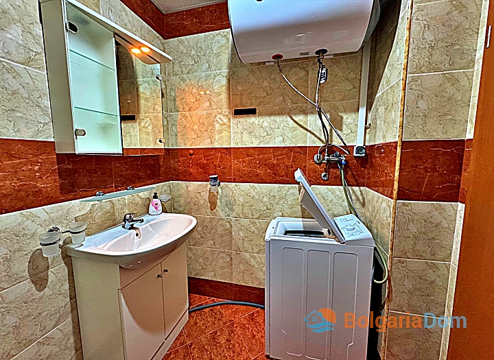 Prostorný byt ve velkém komplexu. Foto 23