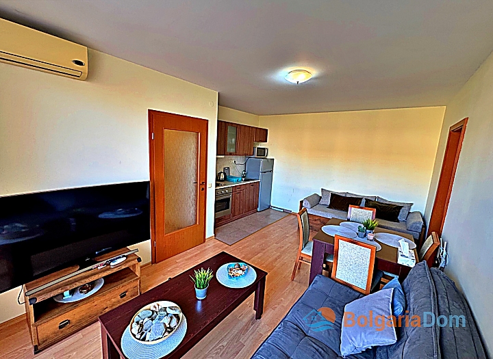 Prostorný byt ve velkém komplexu. Foto 13