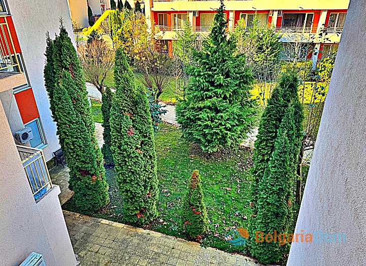 Prostorný byt ve velkém komplexu. Foto 7