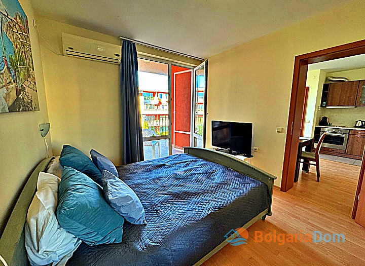 Prostorný byt ve velkém komplexu. Foto 17