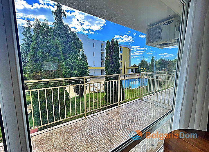 Просторная студия с видом на бассейн. Фото 7 Просторная студия с видом на бассейн. Фото 7