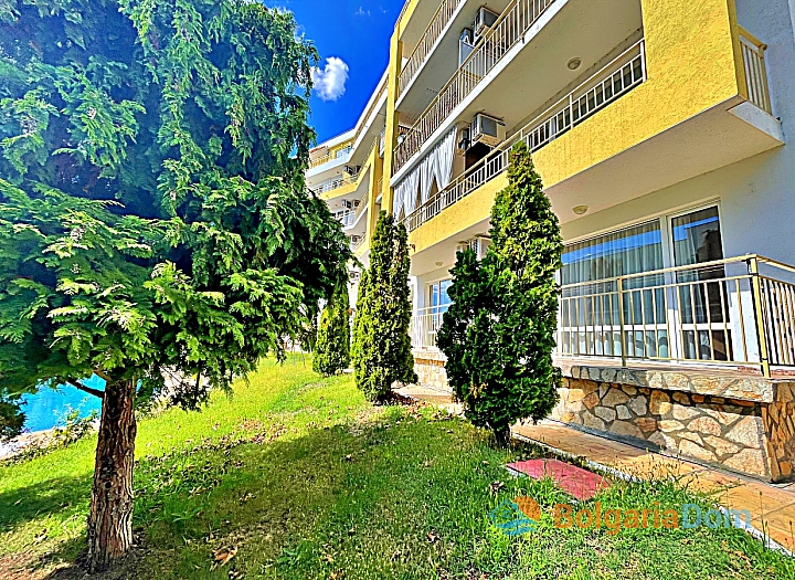 Просторная студия с видом на бассейн. Фото 4 Просторная студия с видом на бассейн. Фото 4