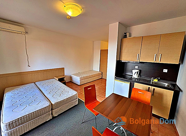 Studio in einem großen Komplex in erster Reihe. Foto 6 Studio in einem großen Komplex in erster Reihe. Foto 6