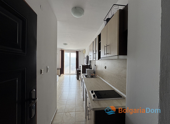 Apartment mit Poolblick in einer Wohnanlage. Foto 8