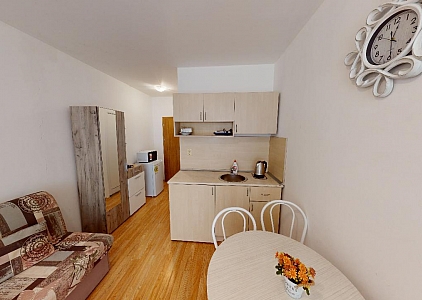 Хороша студія у закритому комплексі за 500 метрів від моря.. Фото 3