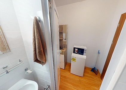 Хороша студія у закритому комплексі за 500 метрів від моря.. Фото 15