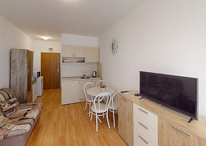 Хороша студія у закритому комплексі за 500 метрів від моря.. Фото 4