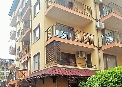 Vynikající byt v klidném centru Sveti Vlas. Foto 6 Vynikající byt v klidném centru Sveti Vlas. Foto 6