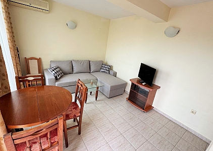 Eine gemütliche Wohnung in einer ausgezeichneten Anlage mit günstiger Lage. Foto 3