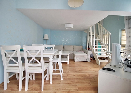 Роскошная двухуровневая квартира в Messembria Palace. Фото 10