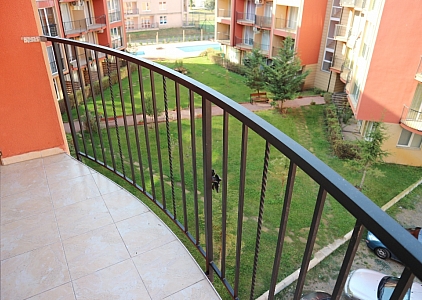 Geräumiges Apartment mit einem Schlafzimmer in Sunny View Central. Foto 9