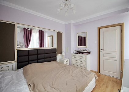 Роскошная двухуровневая квартира в Messembria Palace. Фото 11