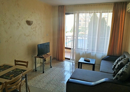 Трехкомнатная квартира в комплексе Роял Дримс, Солнечный Берег. Фото 10