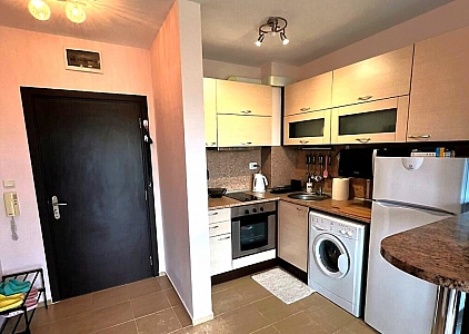 Excellent studio with a pool view in a good complex. Photo 7 Excellent studio with a pool view in a good complex. Photo 7