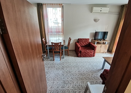 Квартира с двориком на продажу в Роял Дримс. Фото 12