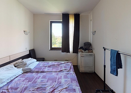 Двухэтажный таунхаус с двориком рядом с Солнечным Берегом. Фото 18