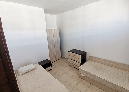 Дешевая трехкомнатная квартира рядом с пляжем. Photo 12