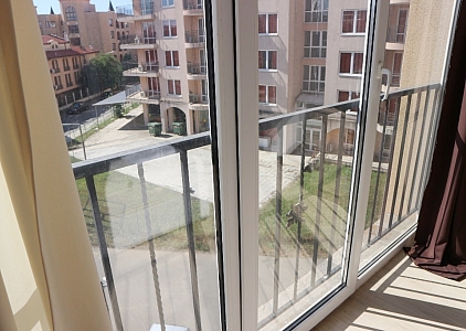 Недорогая квартира в продаже на Солнечном  Берегу. Foto 15