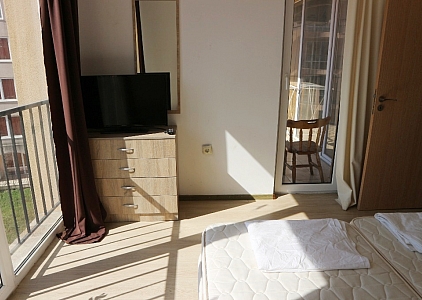 Недорогая квартира в продаже на Солнечном  Берегу. Foto 16