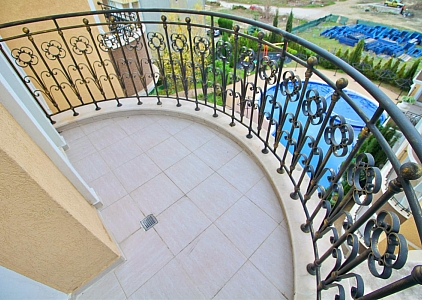 Роскошная двухуровневая квартира в Messembria Palace. Фото 17