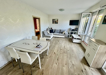 Spacious three-room apartment in Ravda. Photo 1