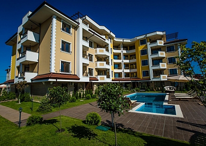 Новая меблированная квартира в Равде - для ПМЖ. Фото 1