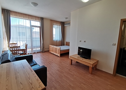 Большая студия на первой линии в Райском Саду. Foto 2