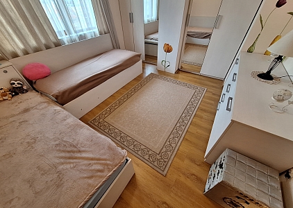 Krásný apartmán s luxusním balkonem v centru letoviska. Foto 24