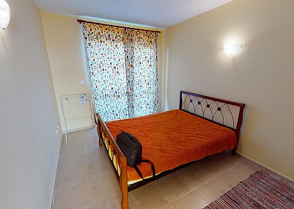 Недорогая трехкомнатная квартира рядом с Солнечным Берегом. Foto 3